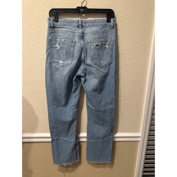 ⭐️ Women’s Zara Distressed Buttonfly Ankle Jeans. Size 4 - Picture 5 of 6